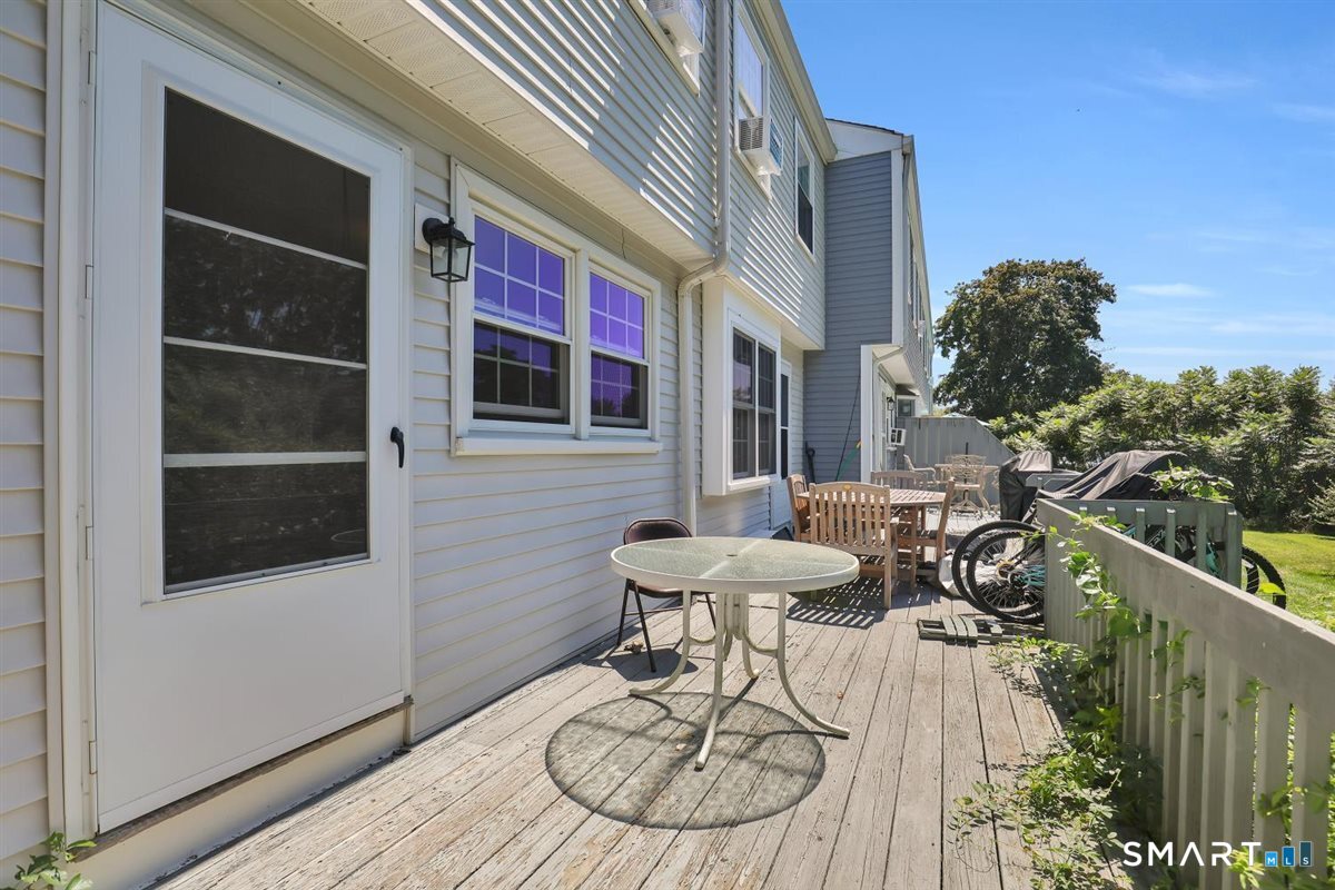 25 Riverside Drive, Unit E8 Clinton, CT 06413 - Photo 20 of 30 Gallery Image 20