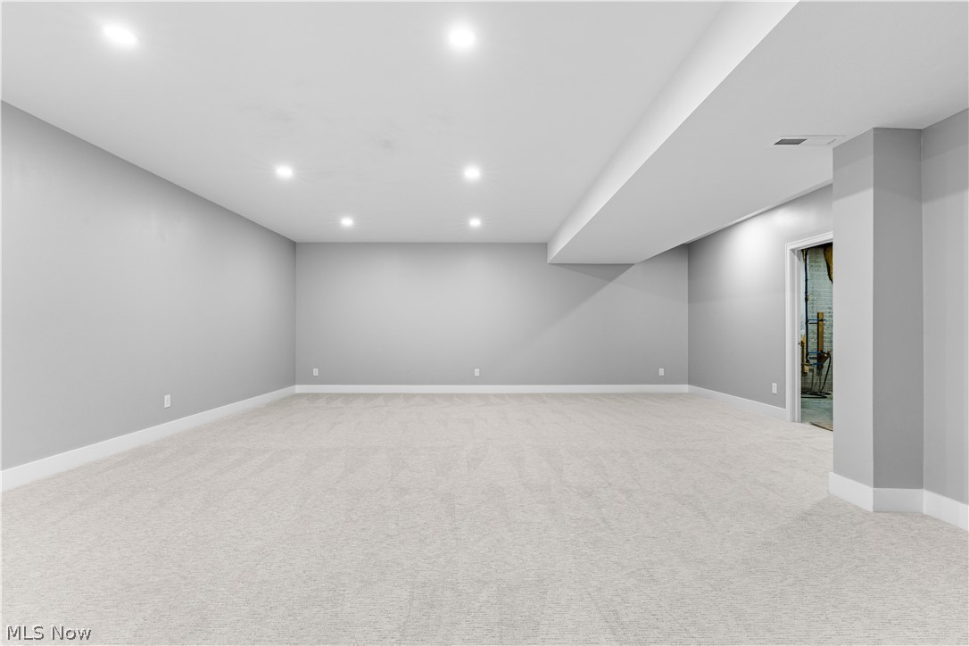 1091 Wadsworth Road Medina, OH 44256 - Photo 46 of 50