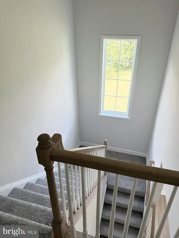 a view of entryway with a window