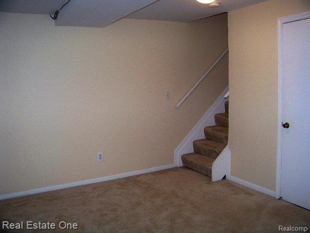 712 South Milford Road, Unit 3 Milford, MI 48381 - Photo 19 of 25 100_5765