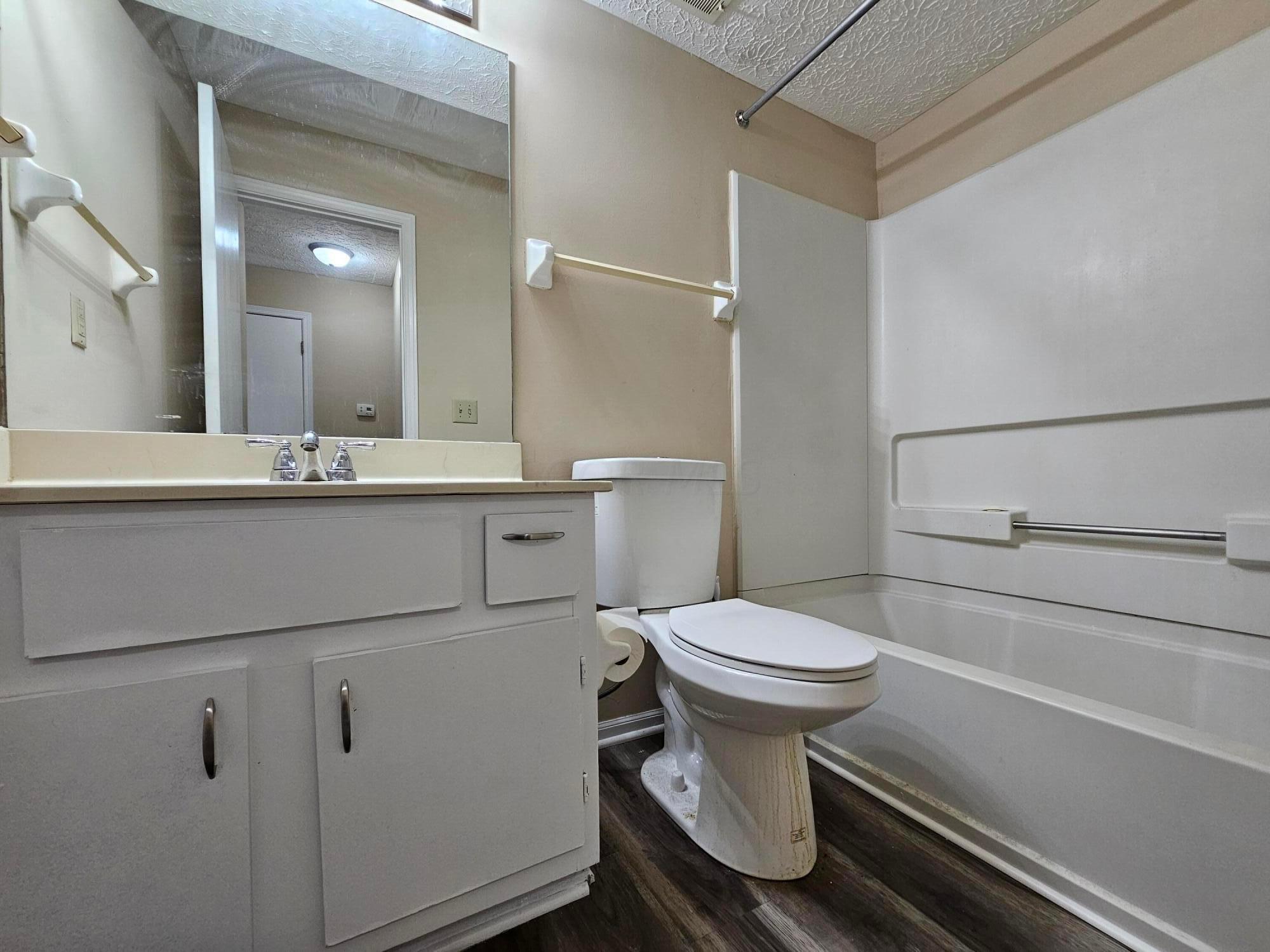 5334 Darlington Road, Unit E Columbus, OH 43220 - Photo 20 of 22 20240814_111052