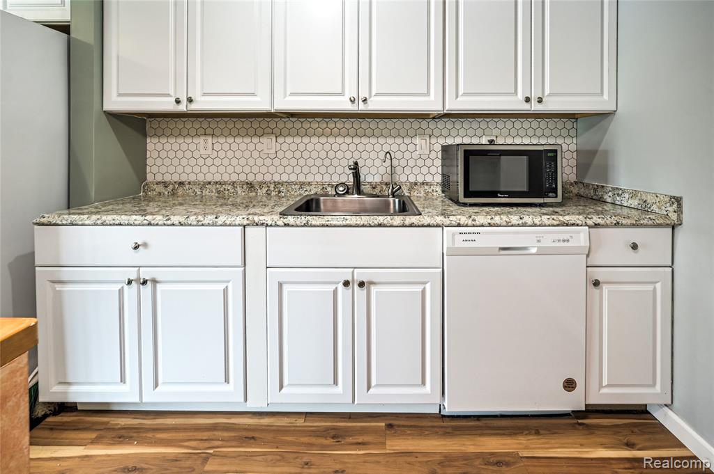 6649 Andersonville Road Clarkston, MI 48346 - Photo 9 of 62
