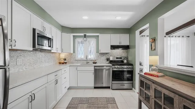 $375,000 | 422 Wimer Drive, Pittsburgh, PA 15237