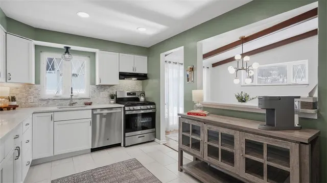 $375,000 | 422 Wimer Drive, Pittsburgh, PA 15237