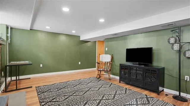 $375,000 | 422 Wimer Drive, Pittsburgh, PA 15237