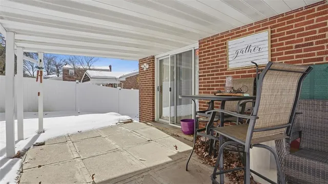 $375,000 | 422 Wimer Drive, Pittsburgh, PA 15237