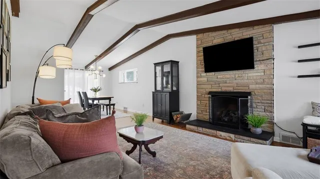 $375,000 | 422 Wimer Drive, Pittsburgh, PA 15237