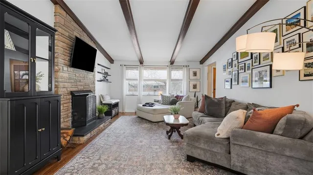 $375,000 | 422 Wimer Drive, Pittsburgh, PA 15237