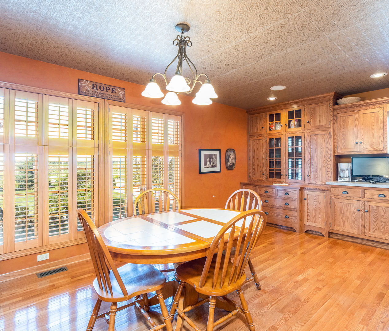 1862 North 31st Road Ottawa, IL 61350 - Photo 9 of 26