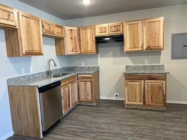 $1,450 | 7441 4th Street, Lubbock, TX 79416