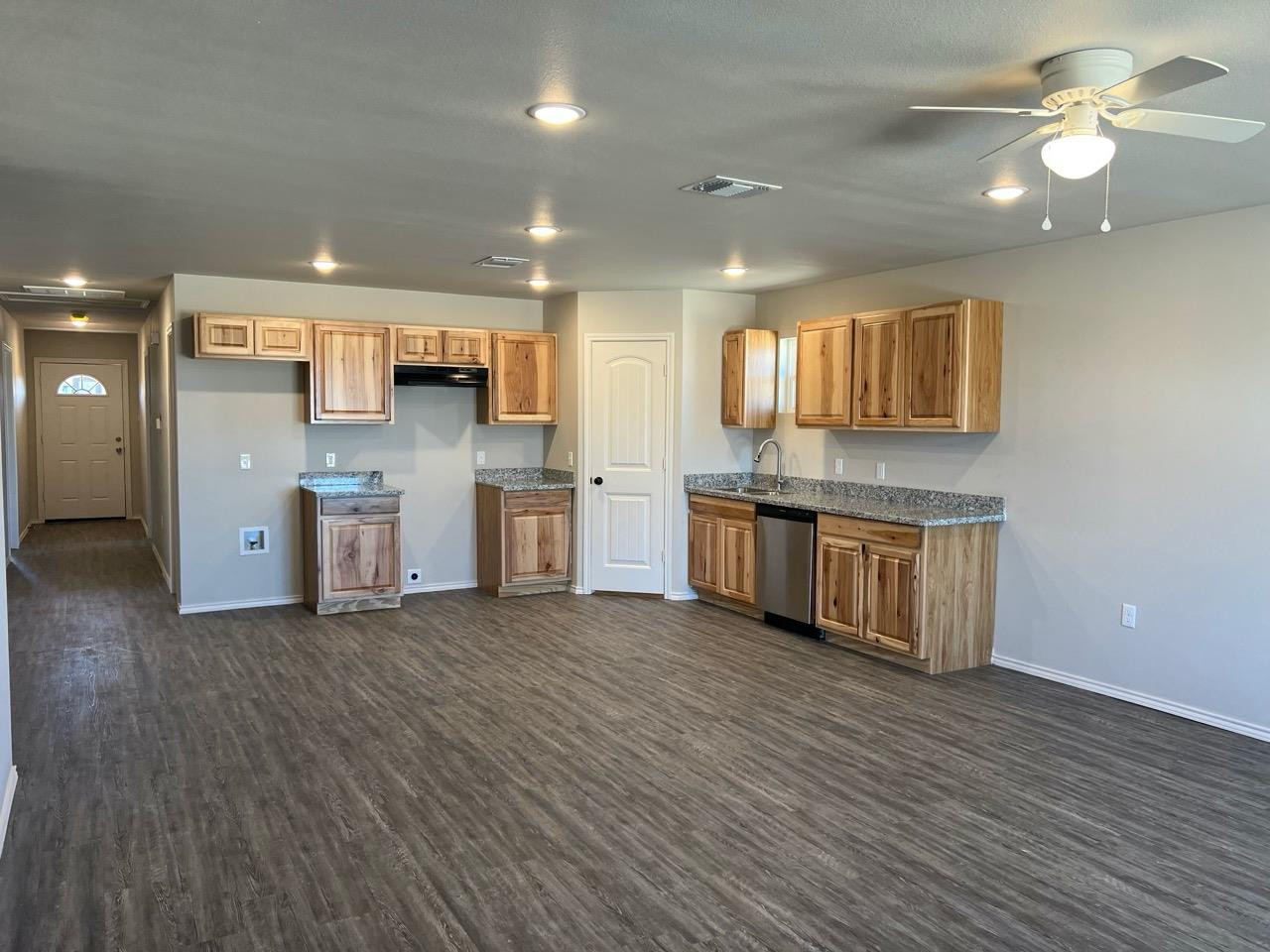 7441 4th Street Lubbock, TX 79416 - Photo 4 of 42 Photo 4