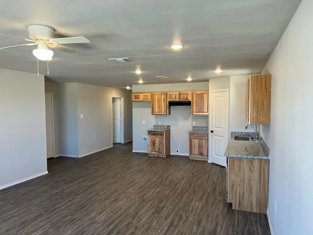 $1,450 | 7441 4th Street, Lubbock, TX 79416