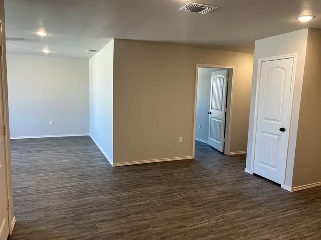 $1,450 | 7441 4th Street, Lubbock, TX 79416