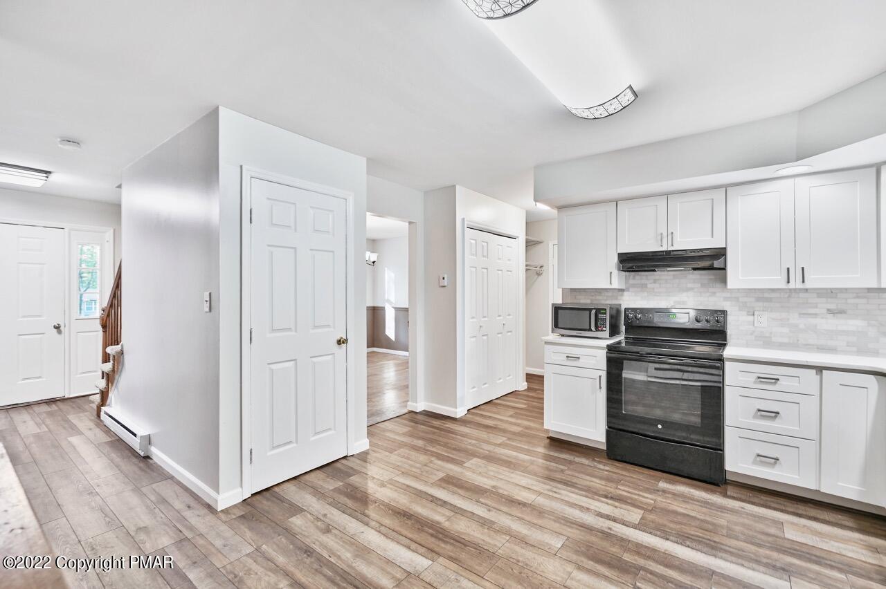 256 Middle Road Tannersville, PA 18372 - Photo 19 of 47 Kitchen