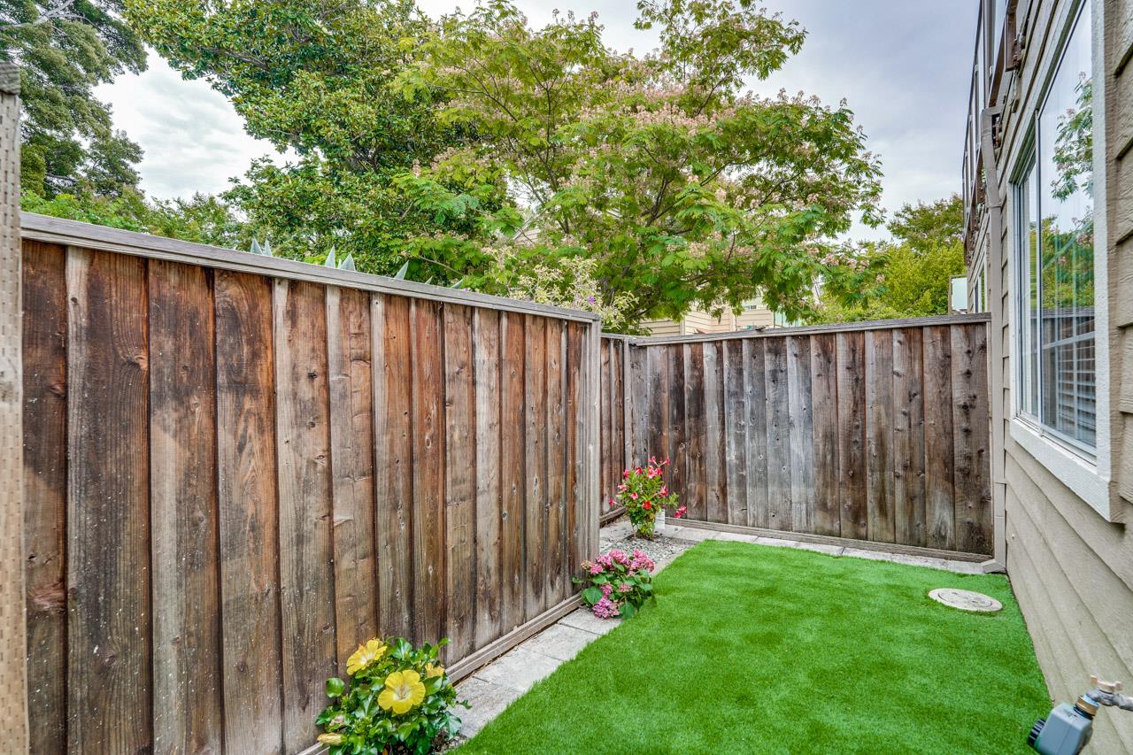 363 North Rengstorff Avenue, Unit 4 Mountain View, CA 94043 - Photo 50 of 54
