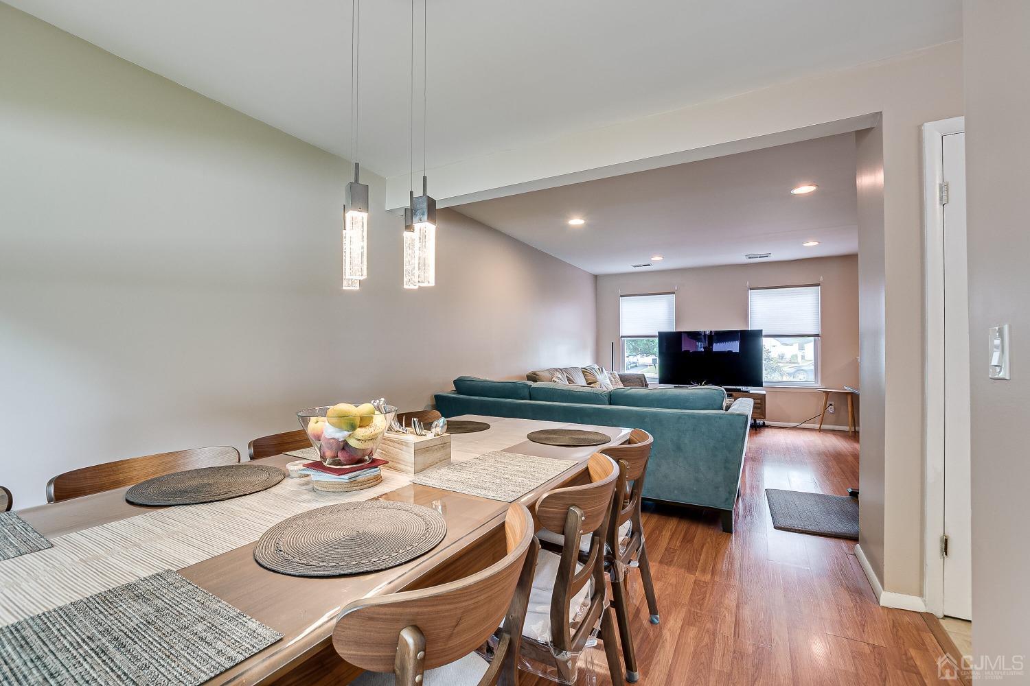 6 Sagamore Avenue South Edison, NJ 08820 - Photo 13 of 34