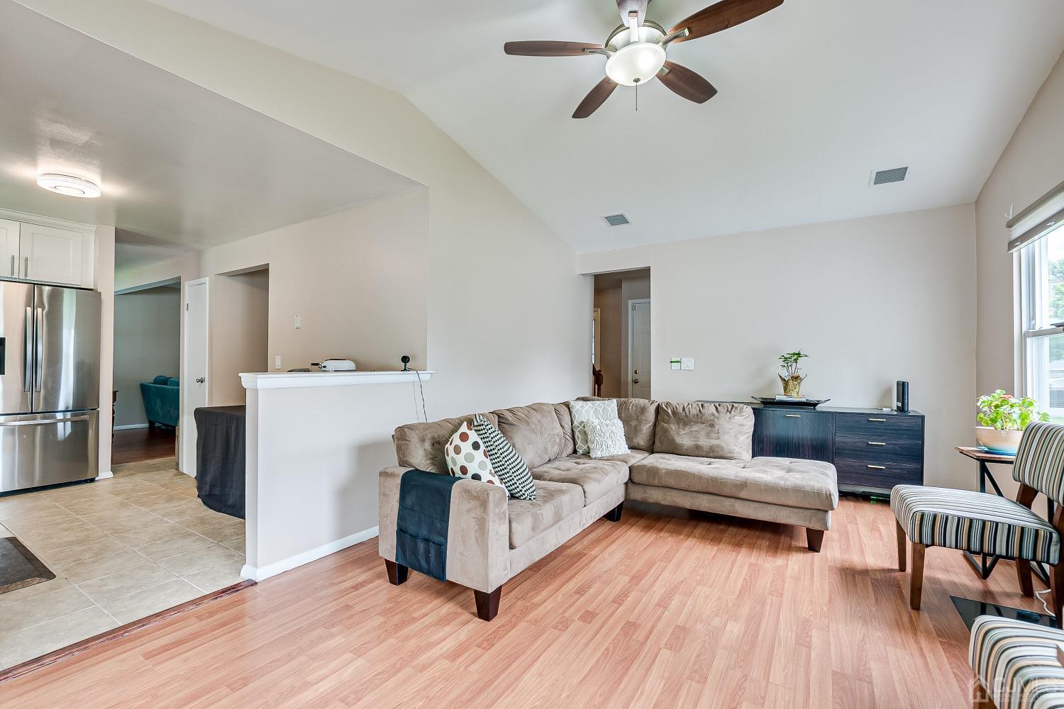 6 Sagamore Avenue South Edison, NJ 08820 - Photo 18 of 34