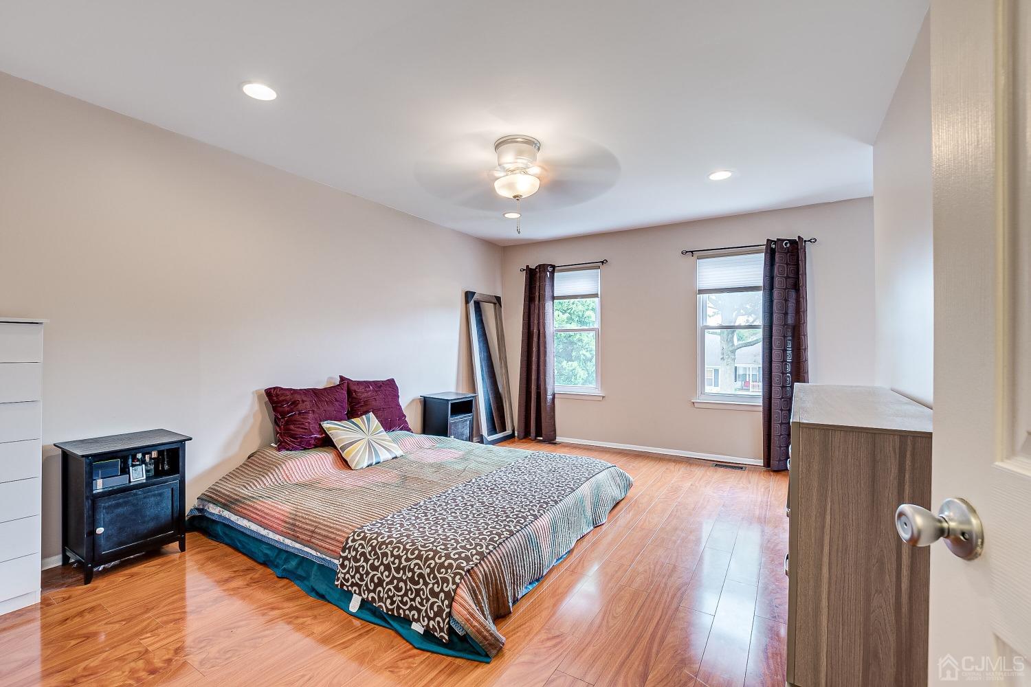 6 Sagamore Avenue South Edison, NJ 08820 - Photo 22 of 34