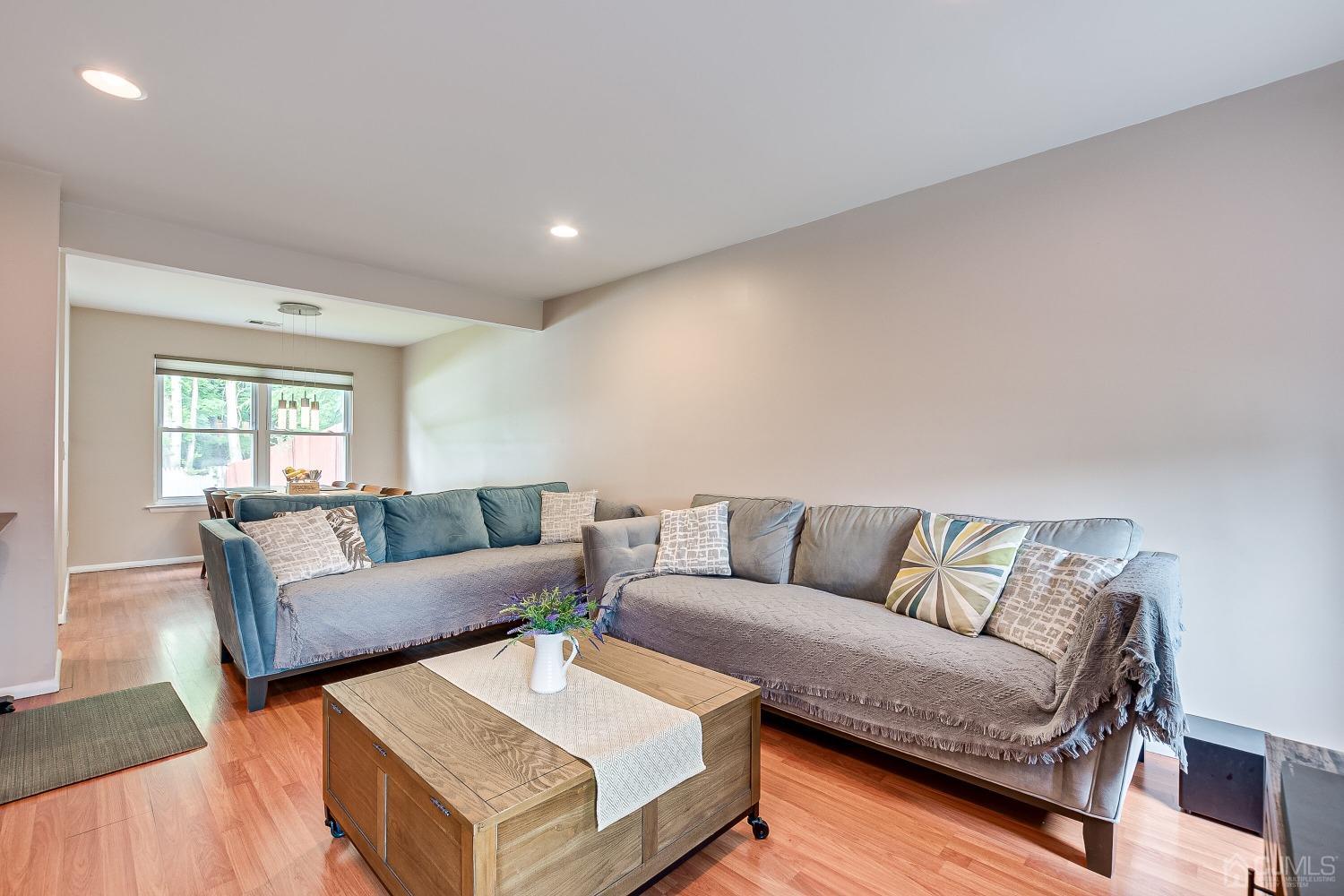 6 Sagamore Avenue South Edison, NJ 08820 - Photo 9 of 34