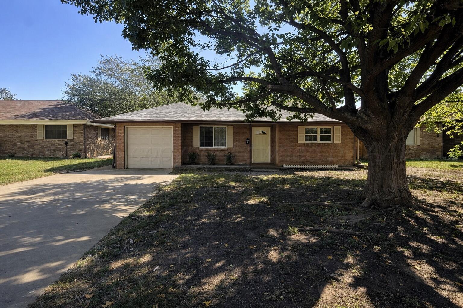 2223 Laurel Street Amarillo, TX 79109 - Photo 1 of 7 PNG image (2)