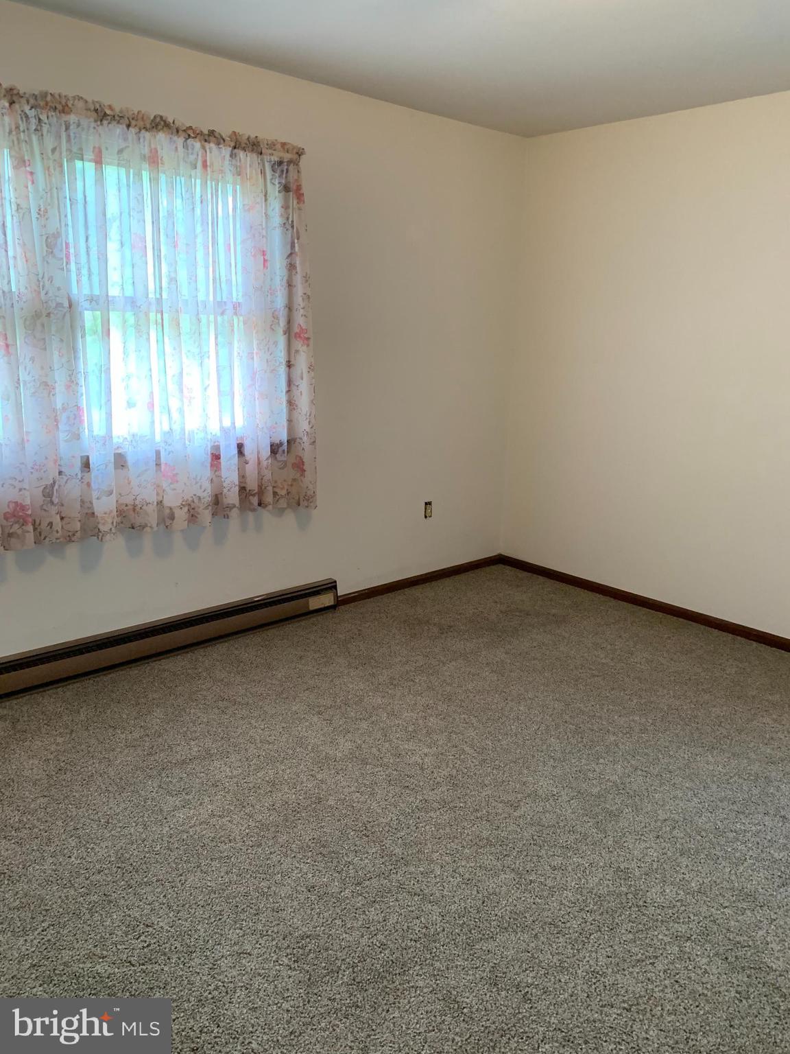 21909 Yerkey Road Rock Hall, MD 21661 - Photo 14 of 18 Living Room