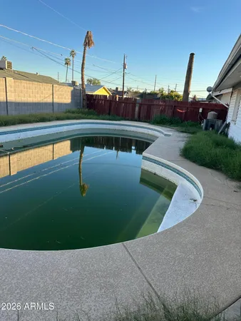 $335,000 | 5035 North 39th Drive, Phoenix, AZ 85019