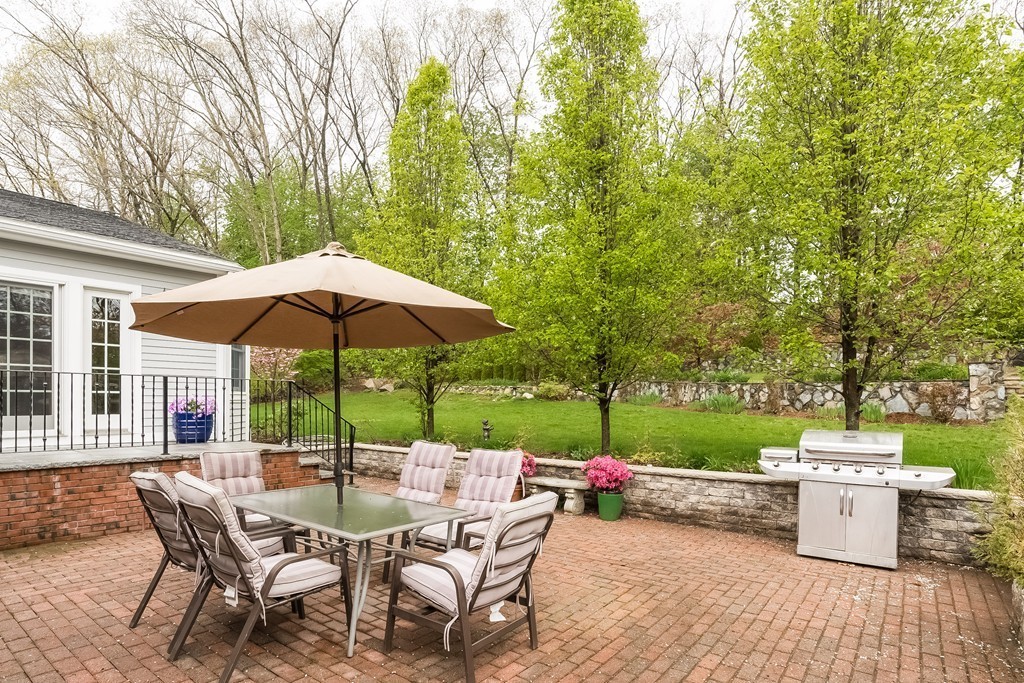 19 Thomas Road Lynnfield, MA 01940 - Photo 24 of 30 Gallery Image 24