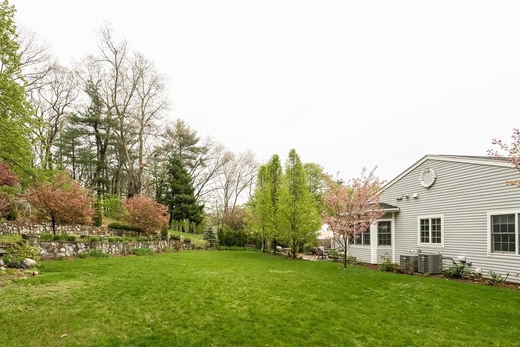 19 Thomas Road Lynnfield, MA 01940 - Photo 27 of 30 Gallery Image 27