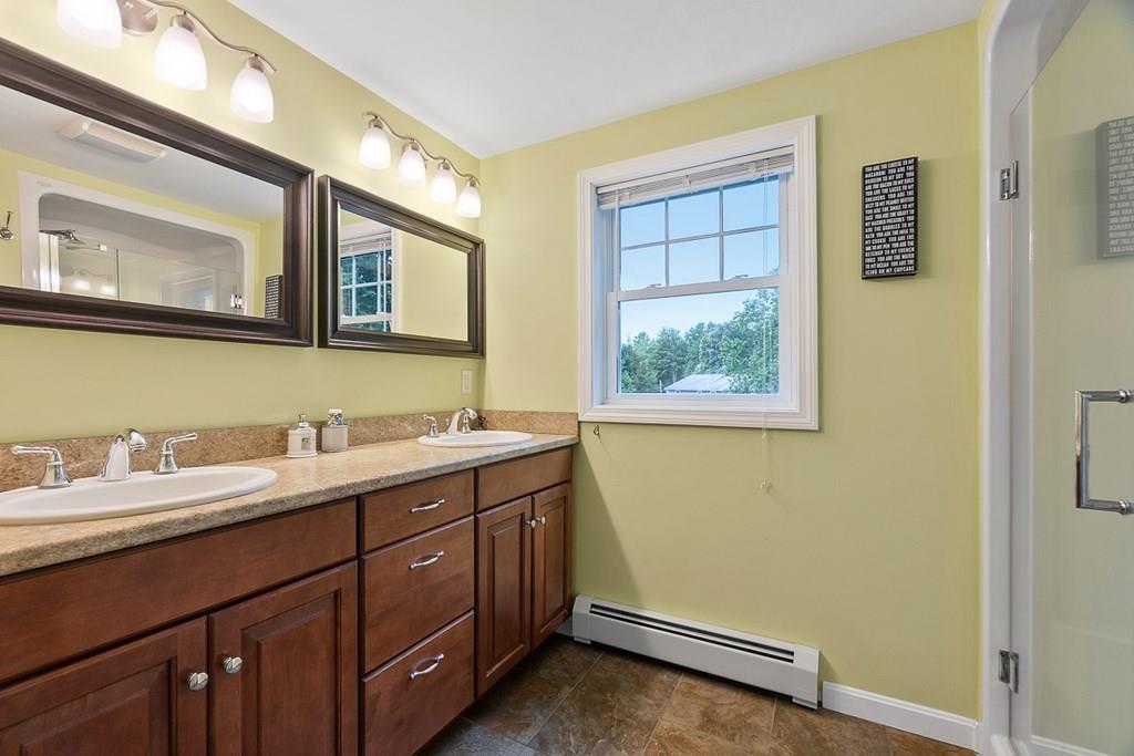 15 Greenridge Road Dracut, MA 01826 - Photo 17 of 31 Gallery Image 17