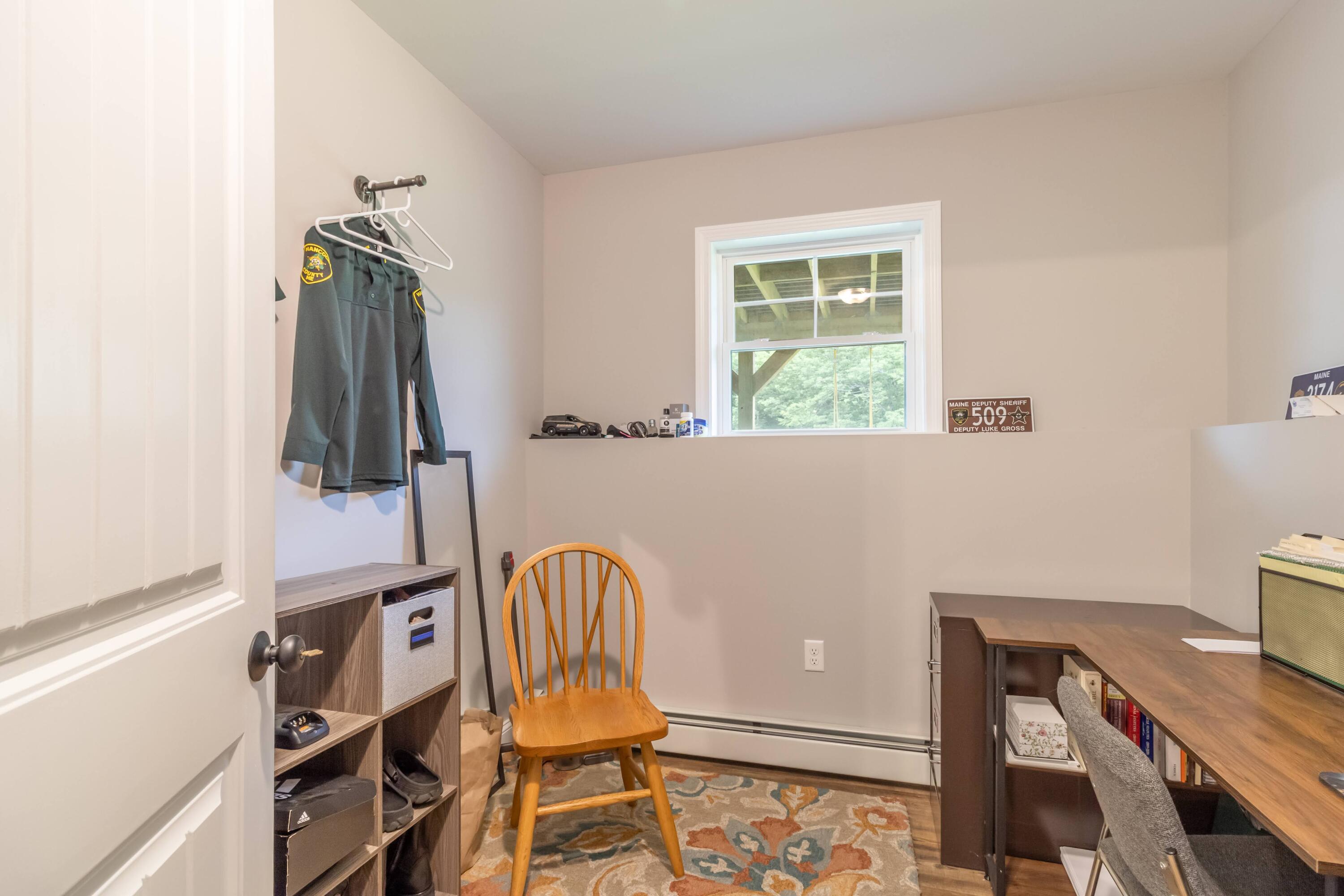 101 Oak Hill Road Orrington, ME 04474 - Photo 41 of 52 101 Oak Hill Road Interiors-38