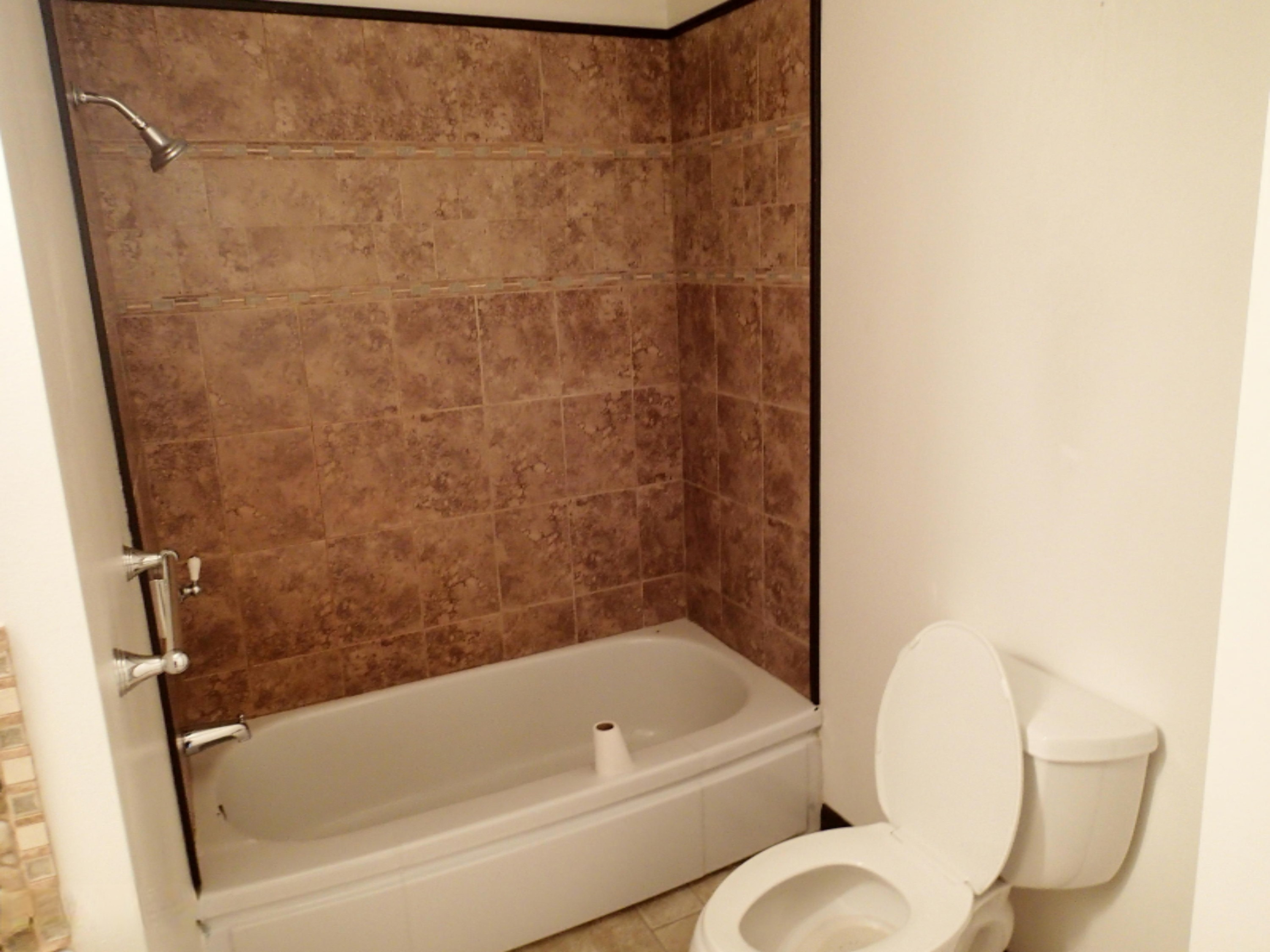 1570 Joslyn Road Muskegon, MI 49445 - Photo 10 of 20 P1290005
