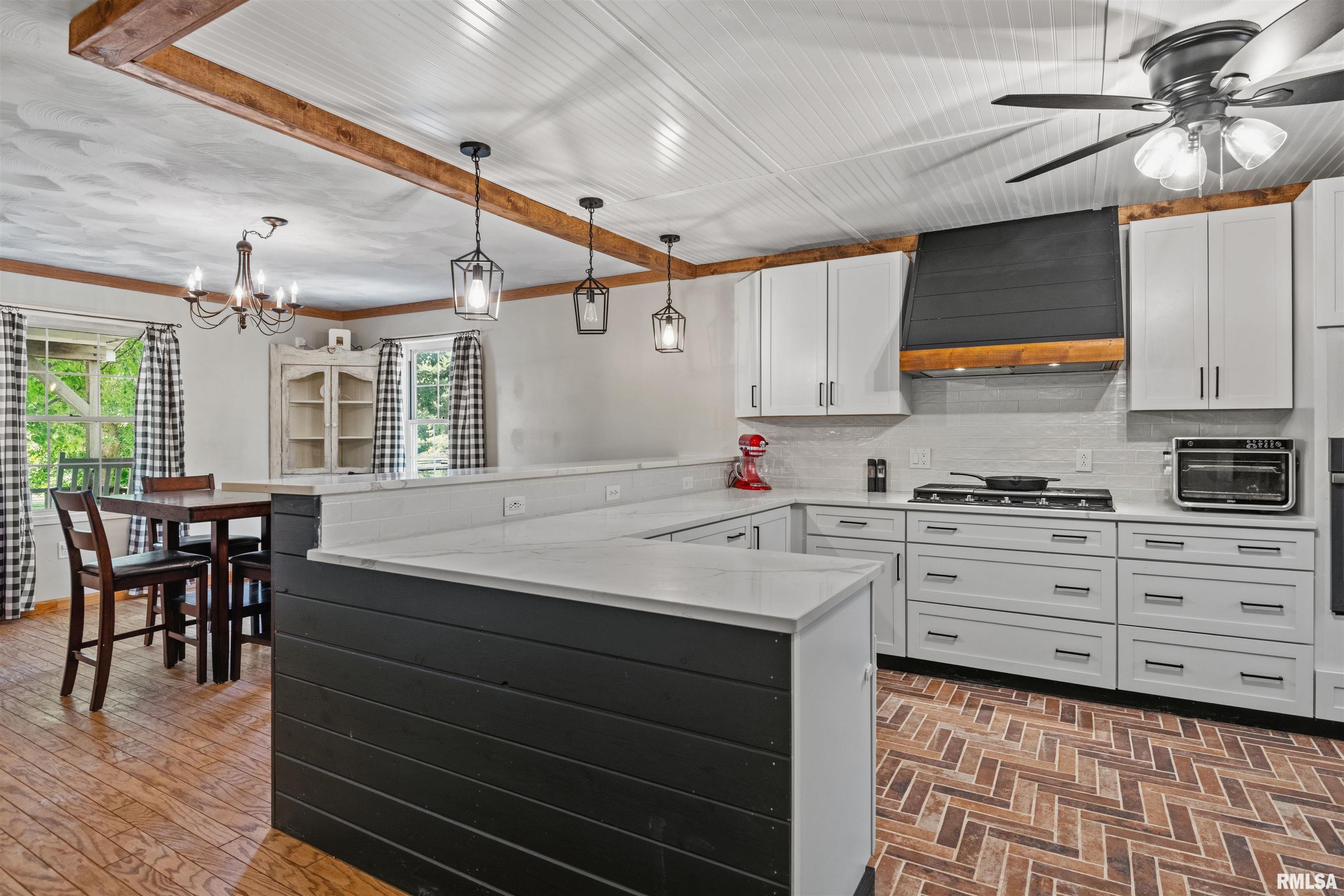9127 East Loami Road Loami, IL 62661 - Photo 6 of 53