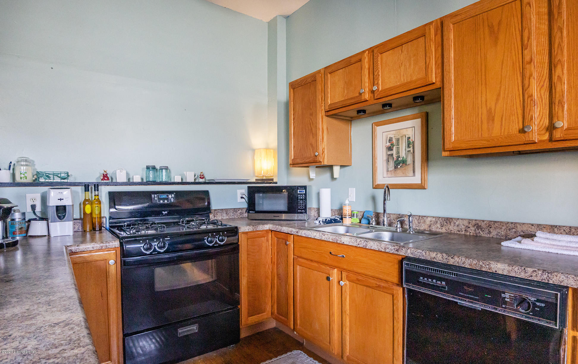 926 Cherokee Road Louisville, KY 40204 - Photo 50 of 100 926-Cherokee-Rd-10232020-Unit-5-052