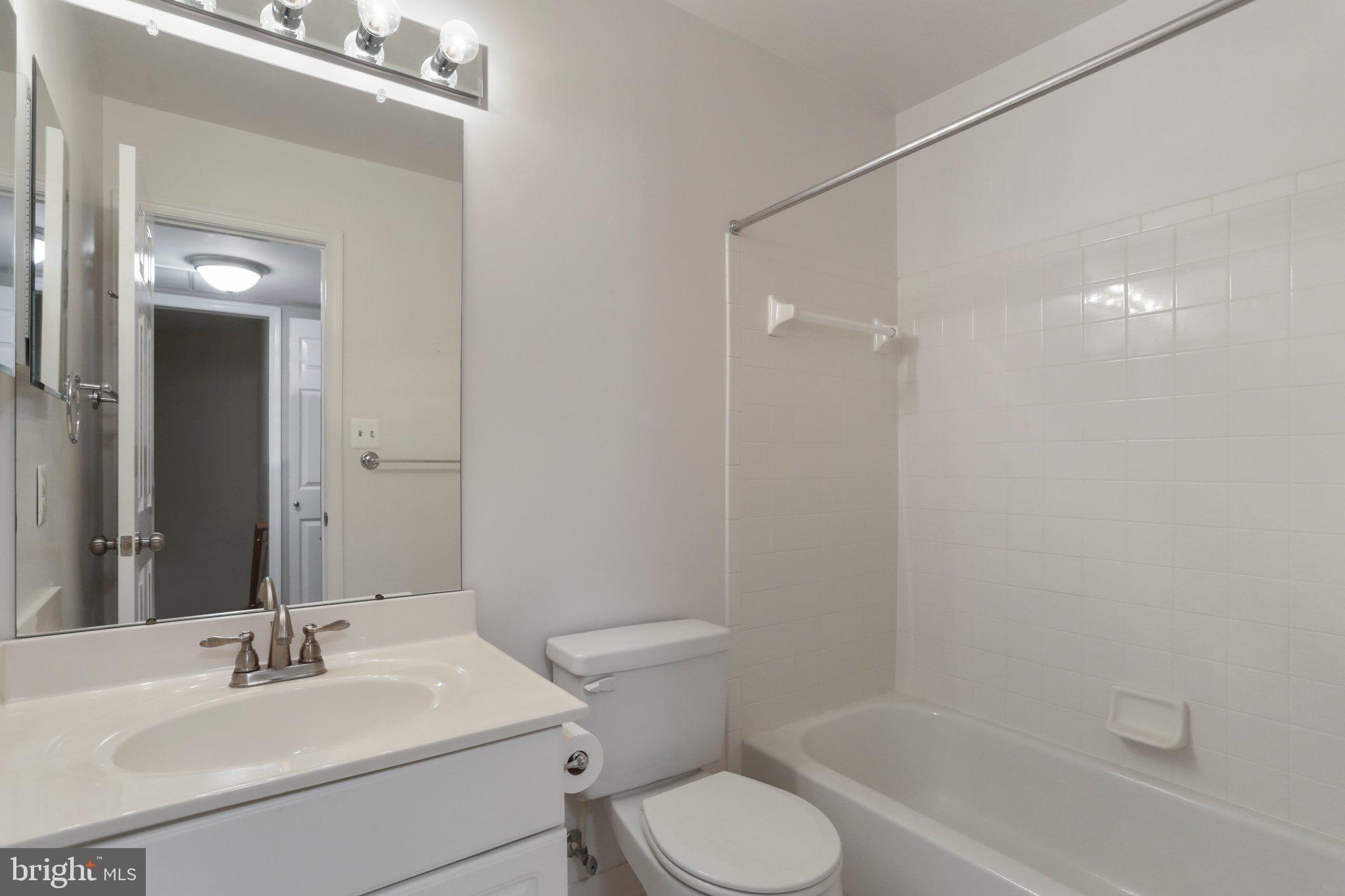 2437 Rippling Brook Road Frederick, MD 21701 - Photo 33 of 49 2nd floor hall bath.
