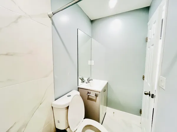 $2,700 | 909 North C Street, Lake Worth Beach, FL 33460
