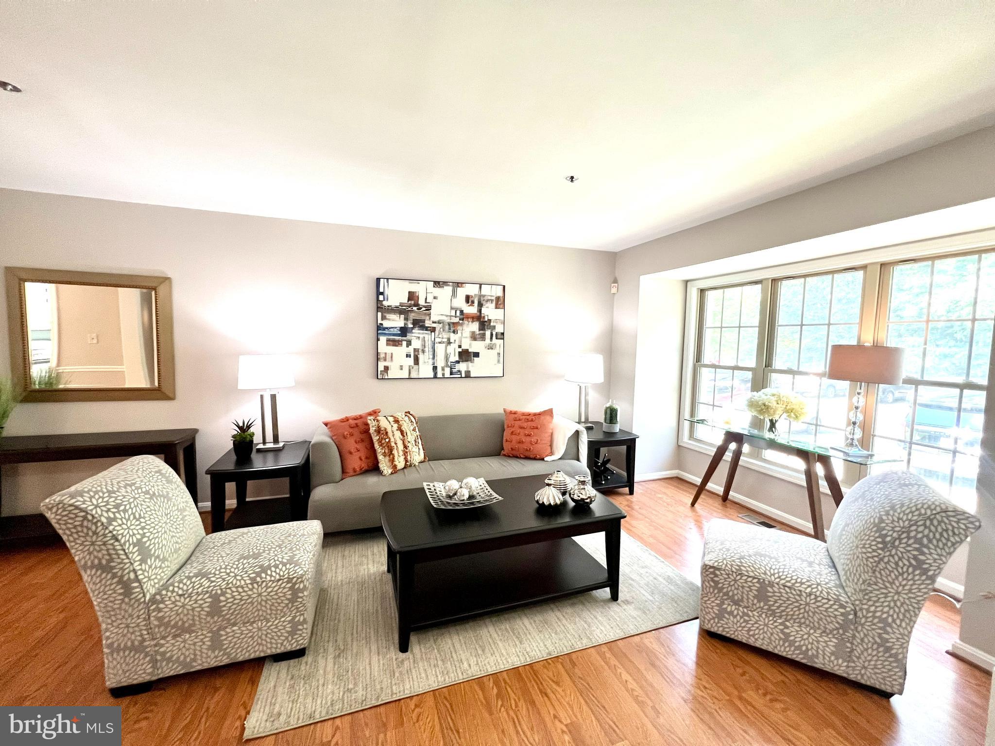 2607 Chivalry Court Silver Spring, MD 20902 - Photo 8 of 38 Gallery Image 8