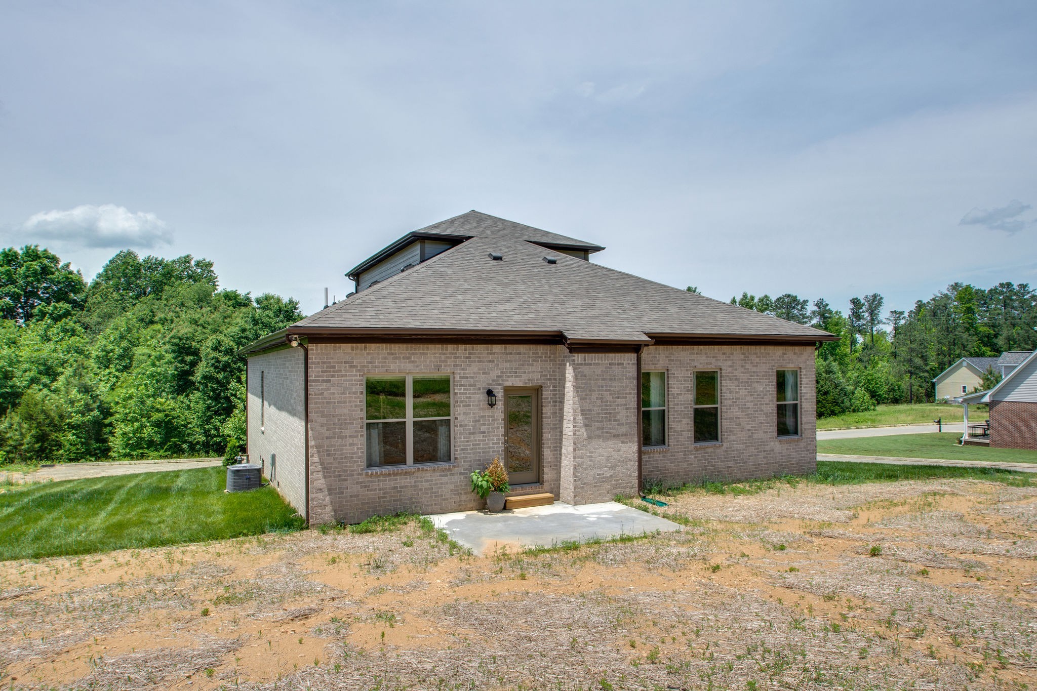 966 Hunters Lane Springfield, TN 37172 - Photo 26 of 27 a front view of a house with a yard and garage