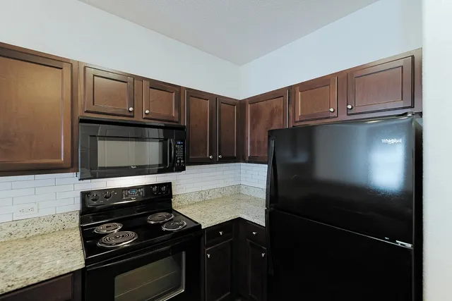 $1,069 | 9900 McNeil Drive, Unit 13303, Austin, TX 78750