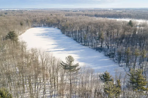 $125,000 | 3873 West 136th Street, Grant, MI 49327