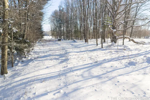 $125,000 | 3873 West 136th Street, Grant, MI 49327