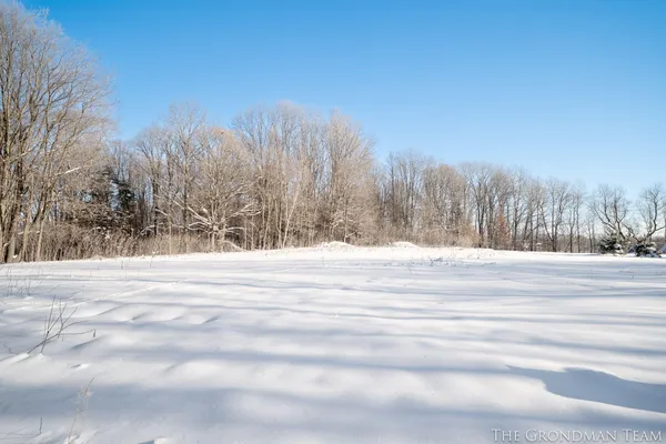 $125,000 | 3873 West 136th Street, Grant, MI 49327