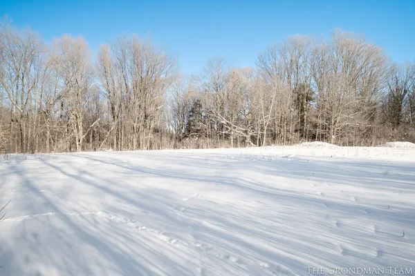 $125,000 | 3873 West 136th Street, Grant, MI 49327
