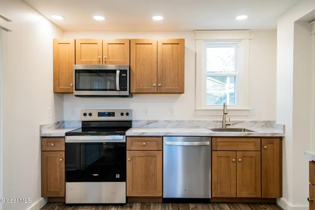 $229,900 | 15 Garfield Street, Glens Falls, NY 12801