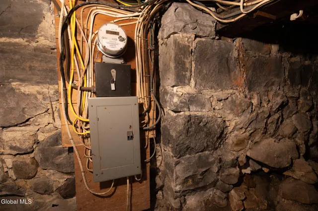 $229,900 | 15 Garfield Street, Glens Falls, NY 12801