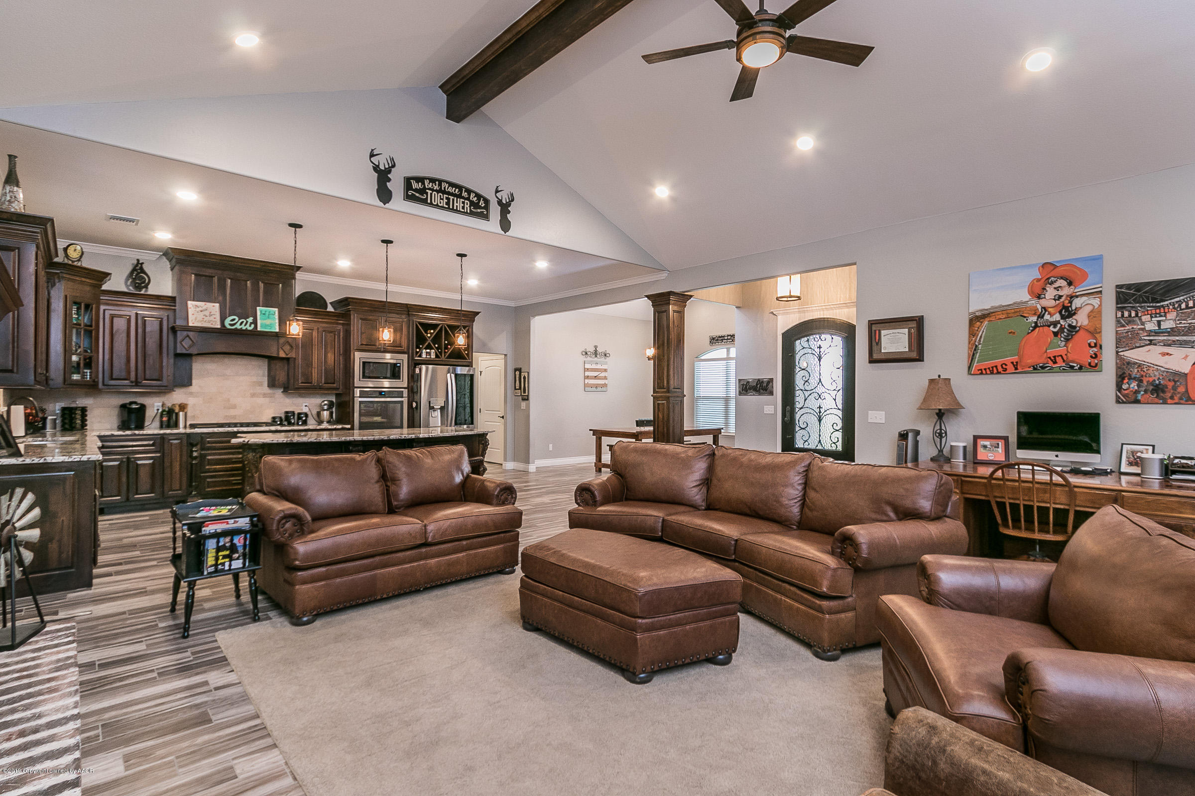 18500 Willow Way Road Amarillo, TX 79124 - Photo 5 of 28 Living Room