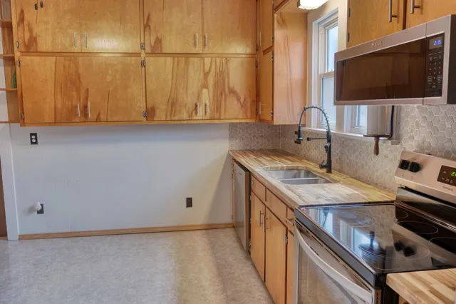 $175,000 | 2036 Spruce Street, Murphysboro, IL 62966