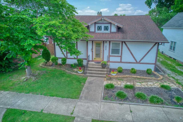 $175,000 | 2036 Spruce Street, Murphysboro, IL 62966