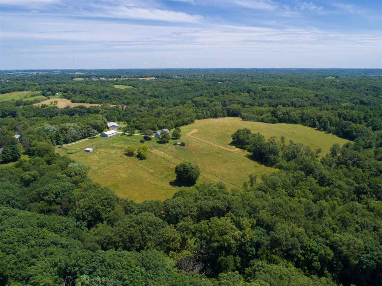2315 Sugar Bottom Road Northeast Solon, IA 52333 - Photo 5 of 42 Gallery Image 5