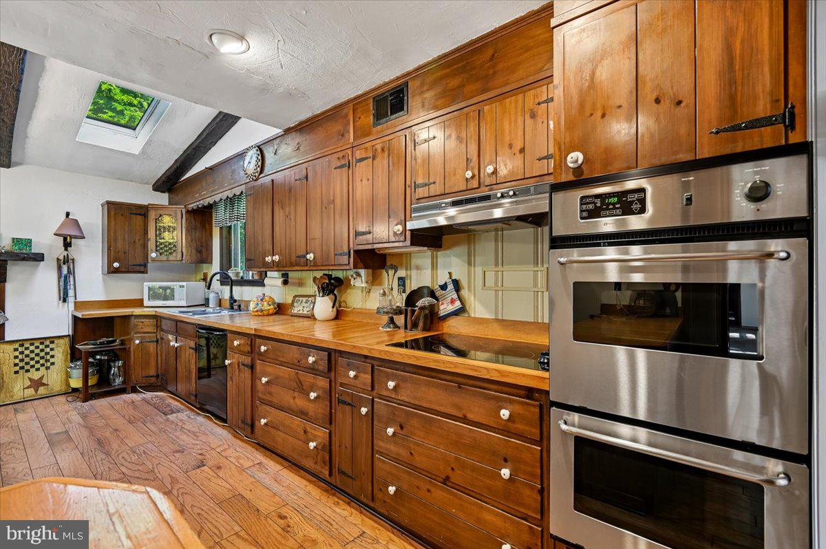 7808 Ruxwood Road Baltimore, MD 21204 - Photo 16 of 25 Kitchen