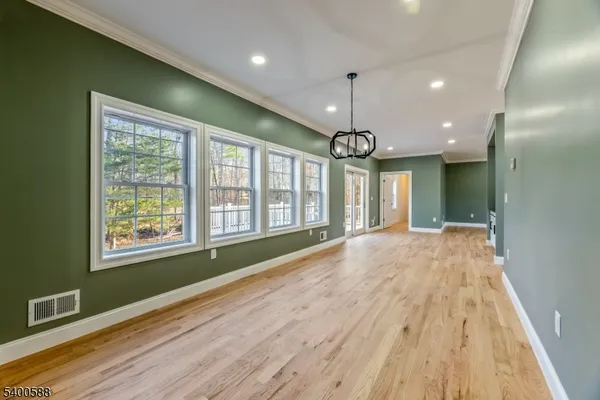 $1,350,000 | 28 King George Road, Warren, NJ 07059